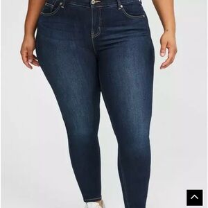 Torrid Bombshell Skinny Premium Stretch High-Rise Jean - Canary Wharf